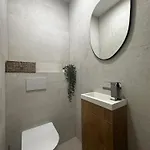 Tia سبليت