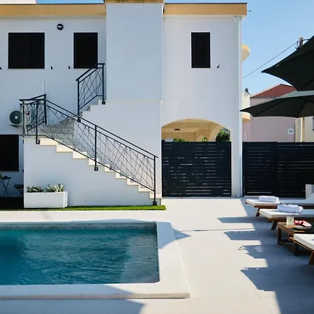 Holiday home Tia