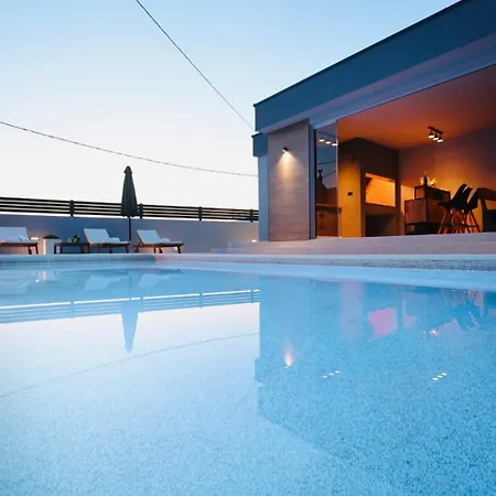 Tia Holiday home *